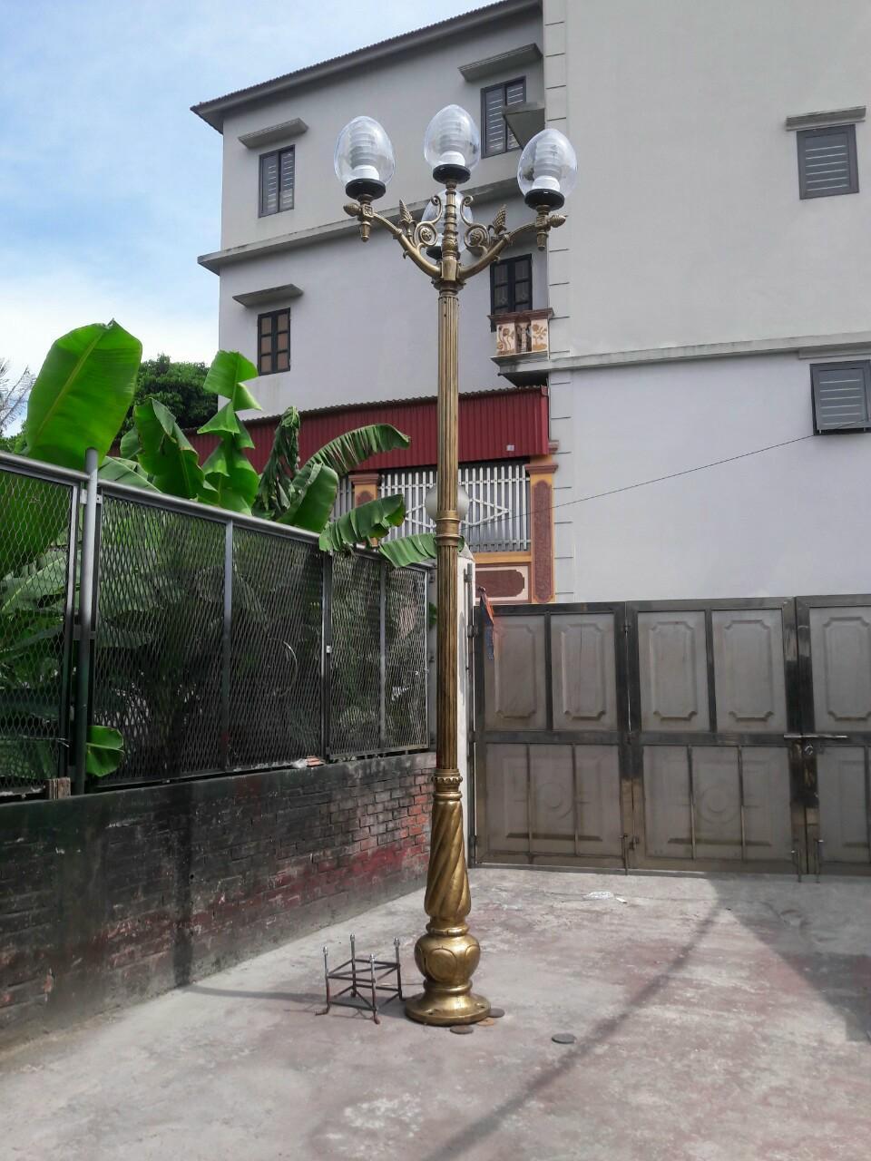 Thế giới đèn Khánh Nam